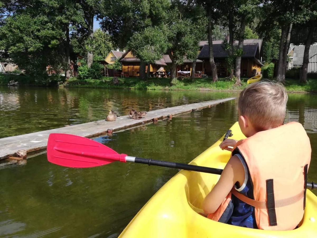 Karolio Sodyba Paluseje Exteriör bild